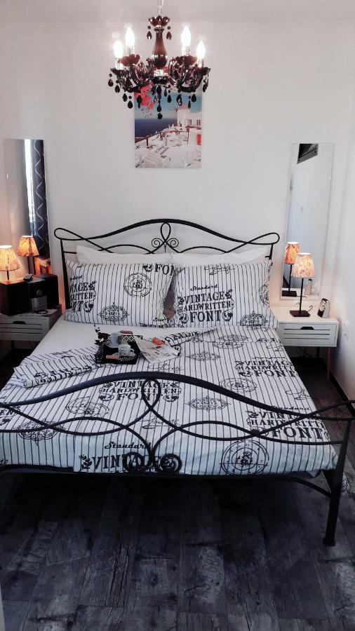 Apartment Stella พูลา ภายนอก รูปภาพ